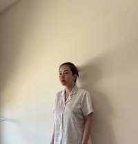 Lily - escort in Singapore