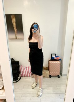 Lily - Acompañantes transexual in Manila Photo 3 of 4