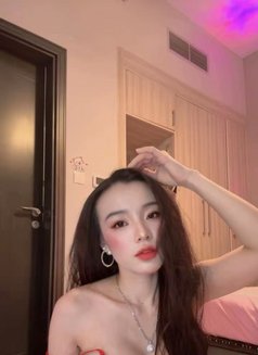 LILY-full service-in business bay - puta in Dubai Photo 28 of 29