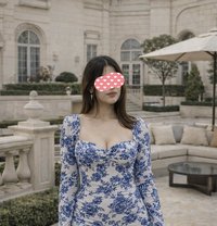 Lily - escort in Gurgaon Photo 1 of 4