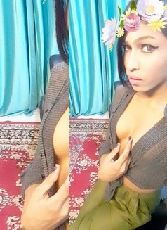 Lily - Transsexual escort in New Delhi Photo 6 of 11