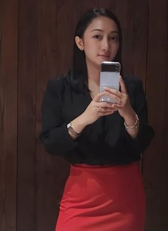 lily indonesian hot girl - puta in Jakarta Photo 2 of 3