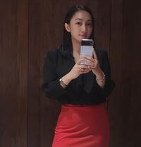 lily indonesian hot girl - puta in Jakarta
