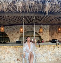 lily indonesian hot girl - puta in Jakarta