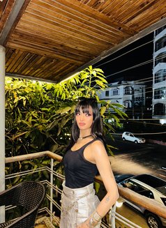 Lily is here text now - Transsexual escort in Guwahati Photo 14 of 17