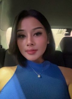 Lily ladyboy. Thailand ðđð - Transsexual escort in Dubai Photo 5 of 8