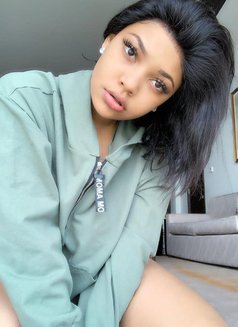 LILY NEW ARRIVAL FROM RWANDA - escort in Chandigarh Photo 2 of 4