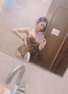 Lily New Ladyboy - puta in Al Sohar Photo 6 of 9