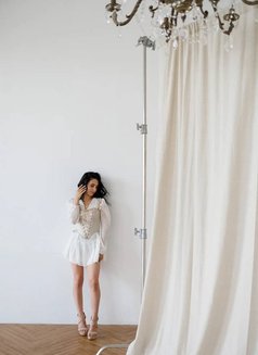 Lily - escort in Dubai Photo 6 of 9