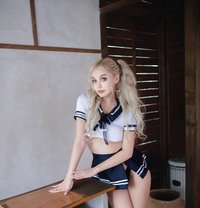 Lily - escort in Hong Kong