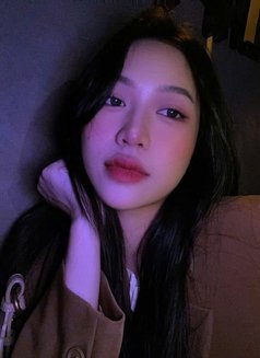 Lily Sexy Massage 65$ - puta in Nha Trang Photo 3 of 6