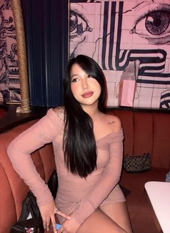 Lily - escort in Bangkok Photo 3 of 3