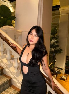 Lily - escort in Bangkok Photo 5 of 6