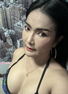 Lily - escort in Bangkok Photo 30 of 30