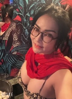 Kung - escort in Bangkok Photo 27 of 28