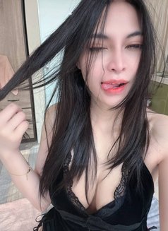 Lily - escort in Taipei Photo 11 of 11
