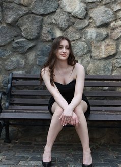 Lily Top Girl in City - escort in Dubai Photo 6 of 8