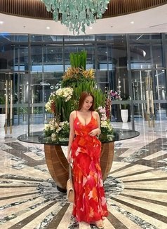 lily Ukraina - escort in Riyadh Photo 14 of 16