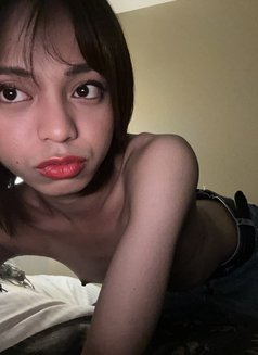 Lily Vaughen - Addictive GFE - Transsexual escort in Osaka Photo 10 of 30