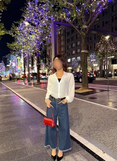 Lily Vaughen - Transsexual escort in Okinawa Island Photo 4 of 18