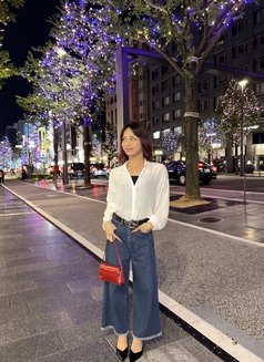 Lily Vaughen (FS GFE) - Transsexual escort in Nagoya Photo 15 of 25