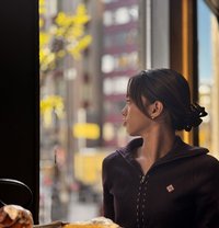 Lily Vaughen (GFE) - Acompañantes transexual in Tokyo
