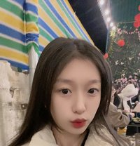 Hoa huệ - escort in Dubai