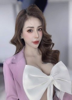 Lily - escort in Ho Chi Minh City Photo 5 of 8