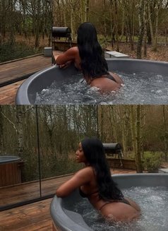 Lily - puta in Bali Photo 2 of 5