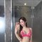 Lilyy - puta in Singapore Photo 2 of 4