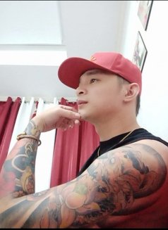 Lim Xavier - Acompañantes masculino in Manila Photo 1 of 3