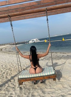 Luna - escort in Muscat Photo 11 of 11