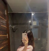 Lima - escort in Tunis