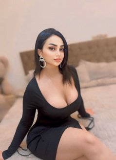 Limar - escort in Dubai Photo 4 of 5