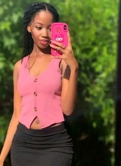 Lime - Acompañantes transexual in Nairobi Photo 5 of 8