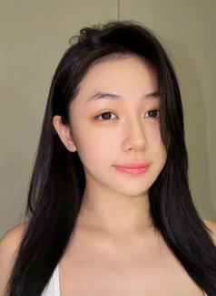 Limia - escort in Riyadh Photo 4 of 11