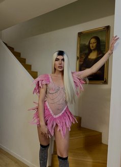 Limitless Service Russian - Transsexual escort in Riyadh Photo 11 of 12