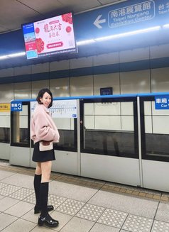 Lin, in Town With 100% GFE - escort in Tokyo Photo 15 of 16