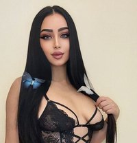 Lin - escort in Abu Dhabi