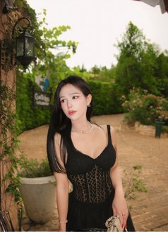 Lin Lin - Transsexual escort in Kaohsiung Photo 5 of 13