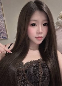Lin Lin - escort in Bangkok Photo 2 of 5