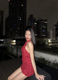 Lin - Transsexual escort in Bangkok Photo 7 of 13