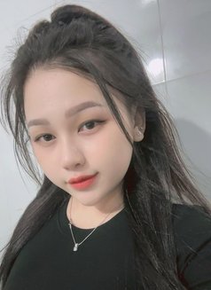 Lin - puta in Şalālah Photo 1 of 5