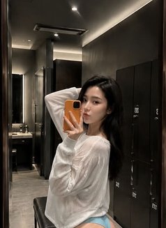 Lin Zhaoyi | Private, High End, Ultimate - escort in Taipei Photo 6 of 14