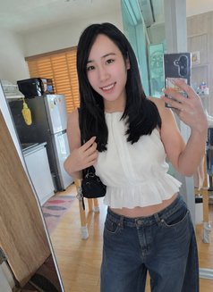 Lina, 100% blueprint for perfect GFE - puta in Singapore Photo 18 of 20
