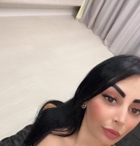 Lara - escort in Dubai Photo 5 of 15