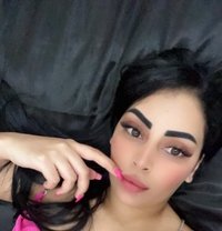 Lara - escort in Dubai Photo 4 of 15