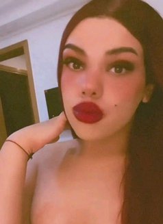 Lina Arab - Transsexual escort in Tunis Photo 5 of 6