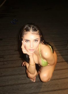 girl on top - escort in Mumbai Photo 7 of 13