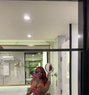 Lina - puta in Dubai Photo 1 of 4
